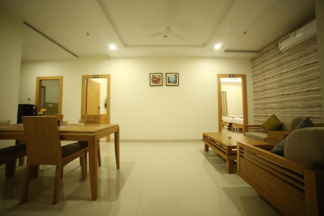 Mg Iris Hotel Tirupati Eksteriør bilde